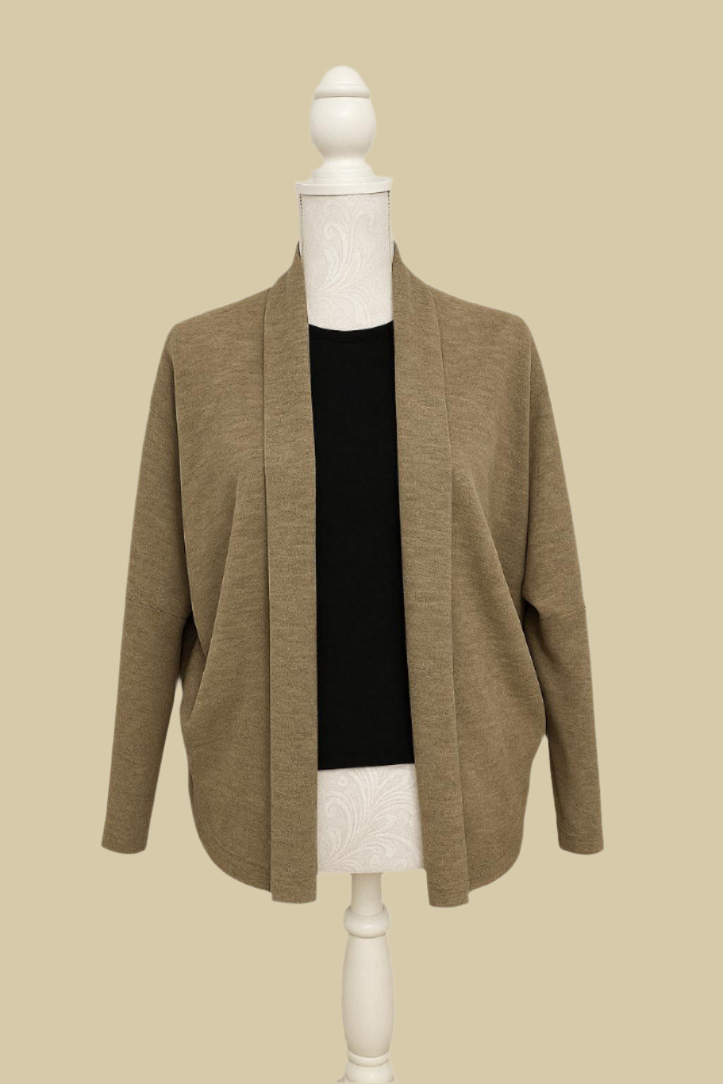 Aevera Outerwear By Celica (Beige)